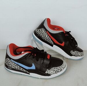 Nike Kids' Air Jordan Legacy 312 Low 'Chicago Flag' Basketball Sneakers, 1Y